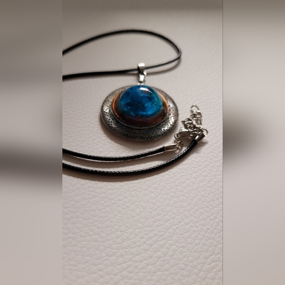 𝑅𝑒𝑠𝑖𝑛 𝐴𝑚𝑢𝑙𝑒𝑡 - Picture 8 of 17